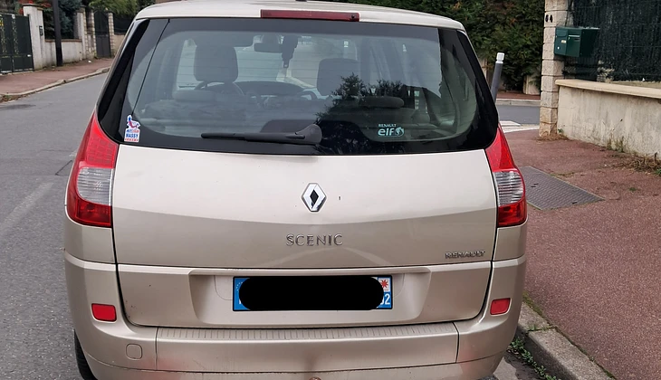 location-RENAULT-Antony-roadstr