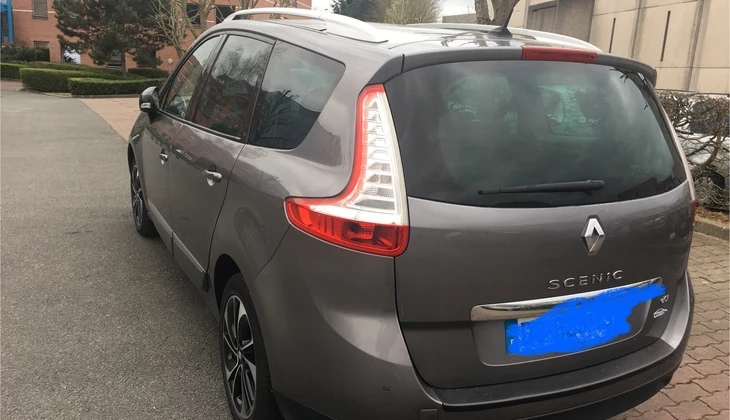 location-RENAULT-Évry-Courcouronnes-roadstr