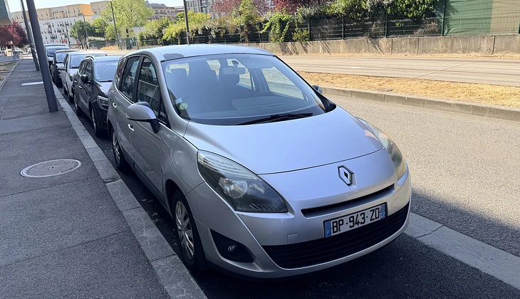 location-RENAULT-Évry-Courcouronnes-roadstr