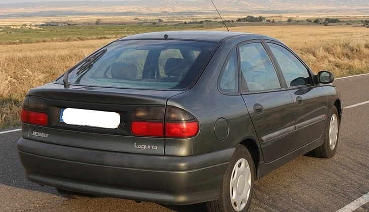 location-RENAULT-Tarbes-roadstr