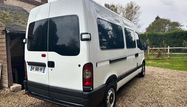 location-RENAULT-Ajaccio-roadstr
