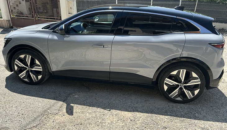 location-RENAULT-Voiron-roadstr