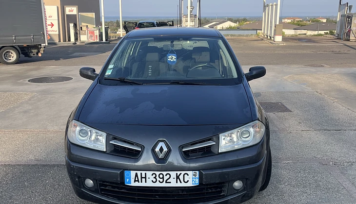 location-RENAULT-Lucciana-roadstr