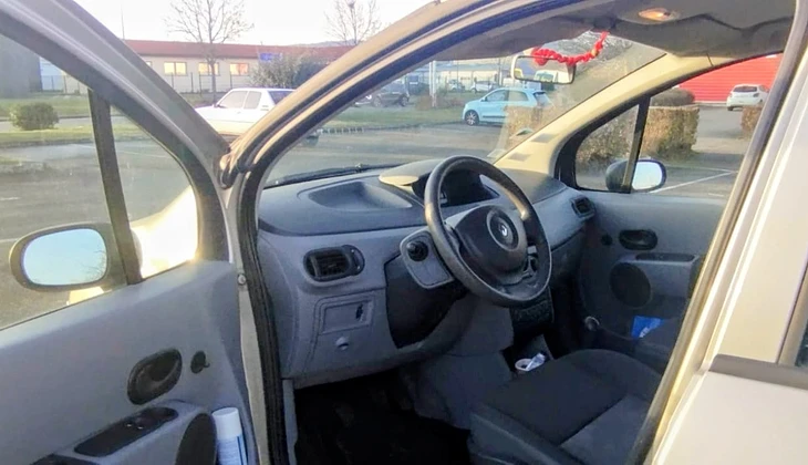 location-RENAULT-Sélestat-roadstr