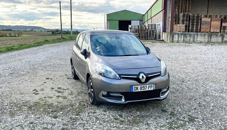 location-RENAULT-Saint-Marcel-lès-Valence-roadstr