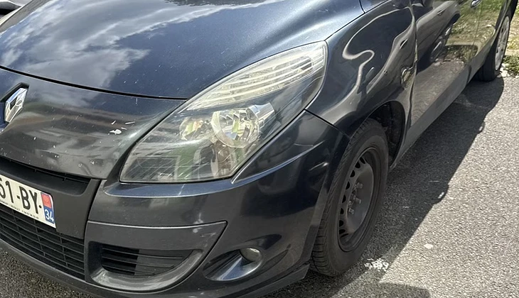 location-RENAULT-Condé-Sainte-Libiaire-roadstr