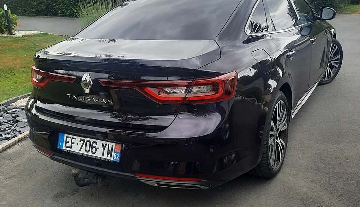 location-BMW-Aurseulles-roadstr