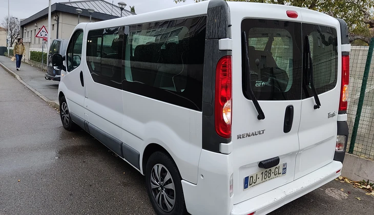 location-RENAULT-Montpellier-roadstr