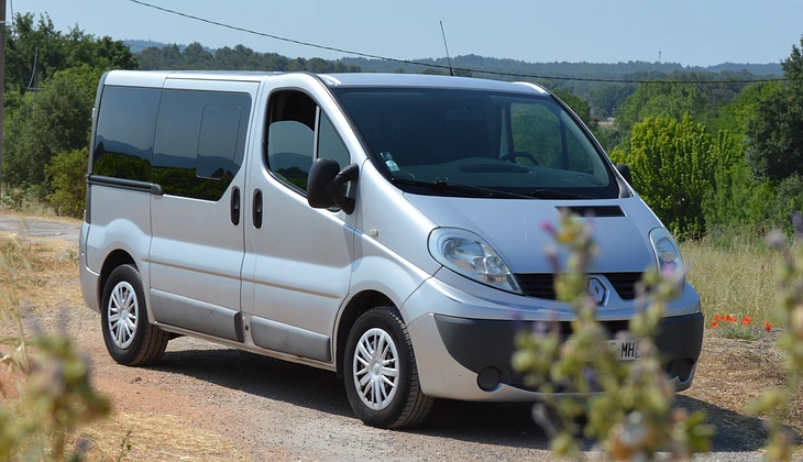 location-RENAULT-Gardanne-roadstr