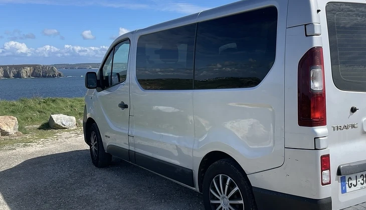 location-RENAULT-Mantes-la-Ville-roadstr