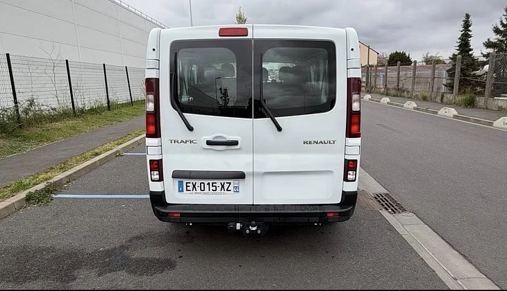 location-RENAULT-Orly-roadstr