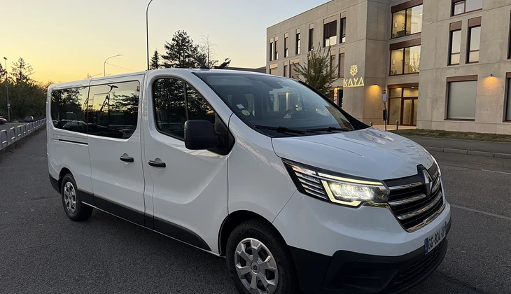 location-RENAULT-Lyon-roadstr