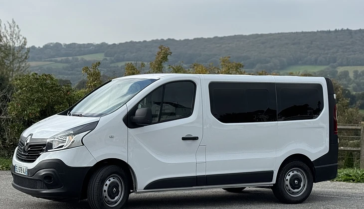 location-RENAULT-Cherbourg-en-Cotentin-roadstr