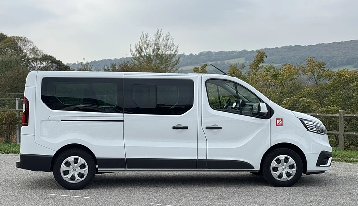 location-RENAULT-Cherbourg-en-Cotentin-roadstr