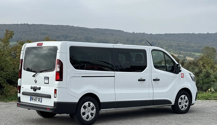 location-RENAULT-Cherbourg-en-Cotentin-roadstr