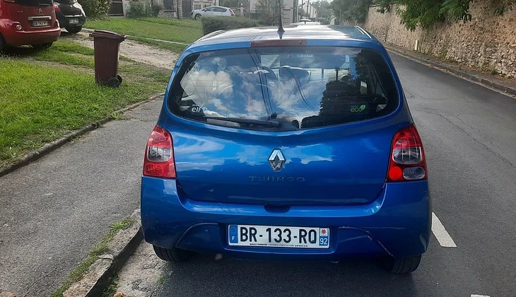 location-RENAULT-Roissy-en-Brie-roadstr