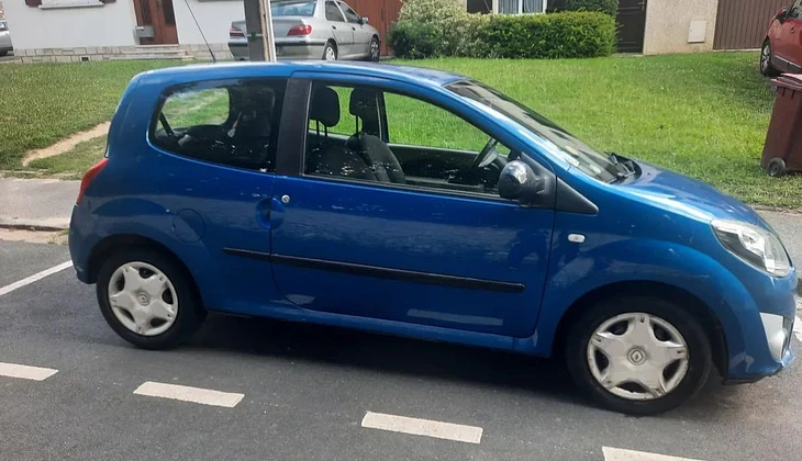 location-RENAULT-Roissy-en-Brie-roadstr