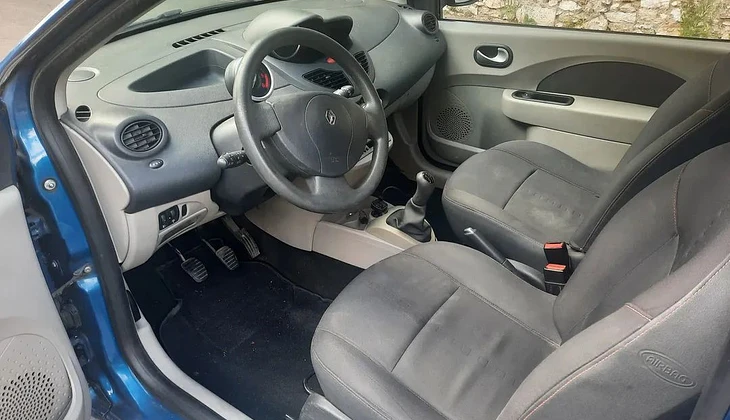 location-RENAULT-Roissy-en-Brie-roadstr