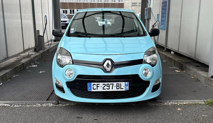 location-RENAULT-Saint-Étienne-roadstr