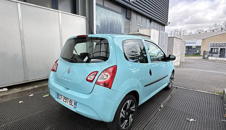 location-RENAULT-Saint-Étienne-roadstr
