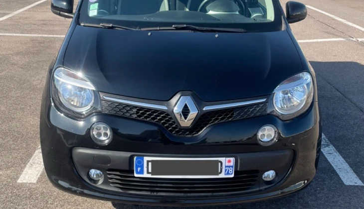 location-RENAULT-Paris-roadstr