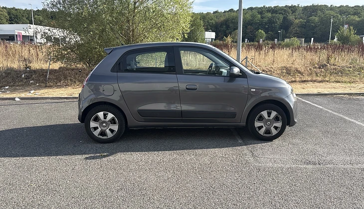 location-RENAULT-Avon-roadstr