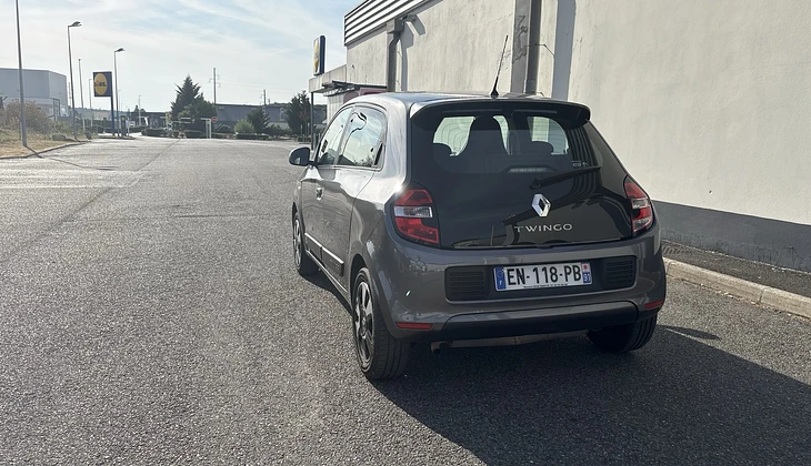 location-RENAULT-Avon-roadstr