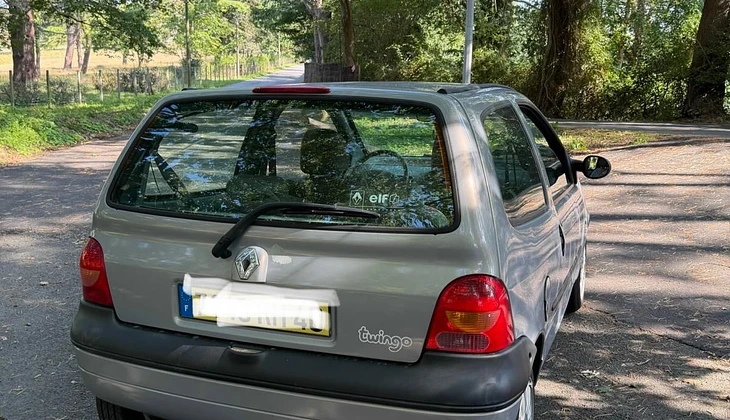 location-RENAULT-Biarritz-roadstr