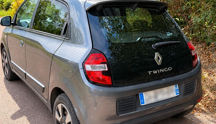 location-RENAULT-Rennes-roadstr