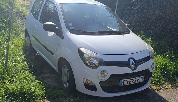 location-RENAULT-Marseille-roadstr