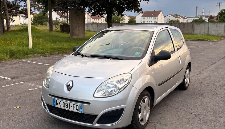 location-RENAULT-Thionville-roadstr