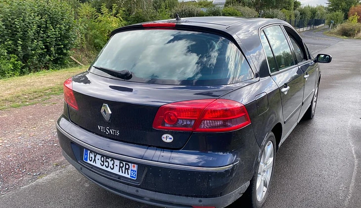 location-RENAULT-Bron-roadstr