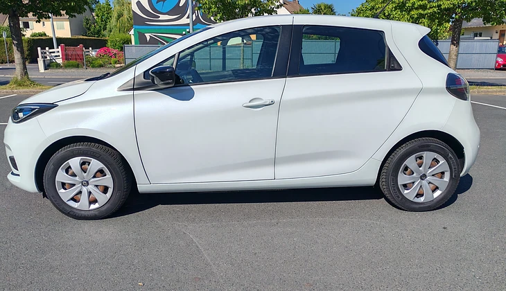 location-RENAULT-Caen-roadstr