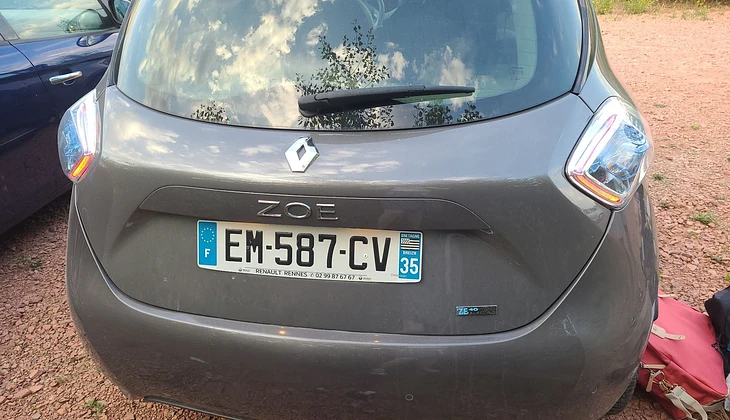 location-RENAULT-Cosne-Cours-sur-Loire-roadstr