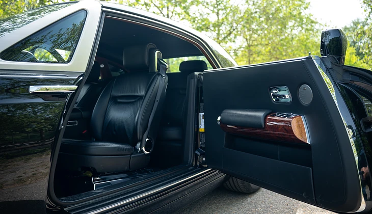 location-ROLLS ROYCE-Courbevoie-roadstr