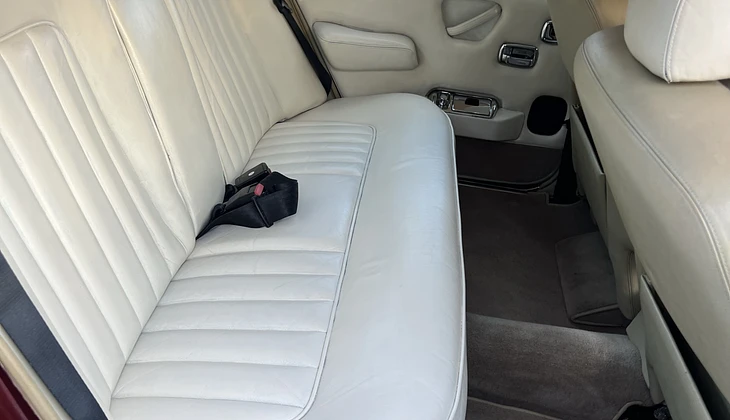 location-ROLLS ROYCE-Rosny-sous-Bois-roadstr