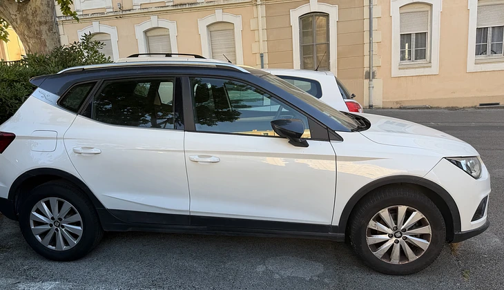 location-SEAT-Marseille-roadstr