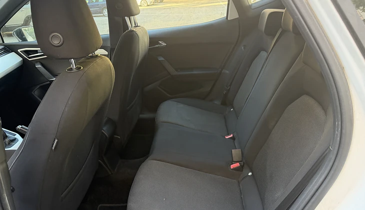 location-SEAT-Marseille-roadstr