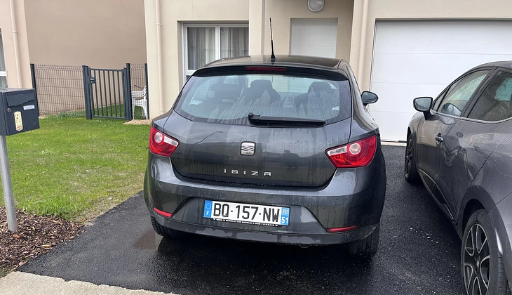 location-SEAT-Saint-Aubin-lès-Elbeuf-roadstr