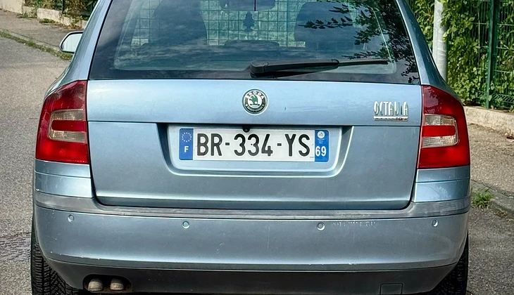 location-SKODA-Lyon-roadstr