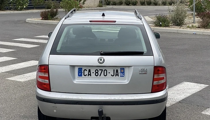 location-SKODA-Narbonne-roadstr