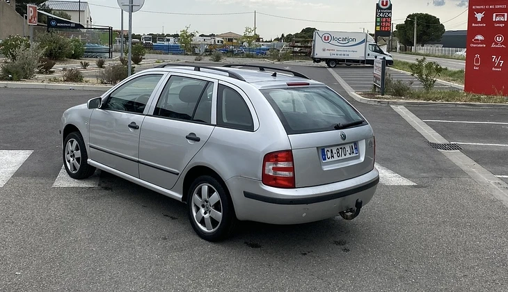 location-SKODA-Narbonne-roadstr