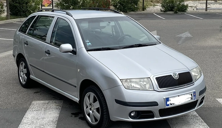 location-SKODA-Narbonne-roadstr