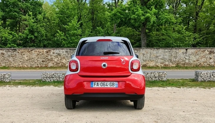 location-SMART-Melun-roadstr