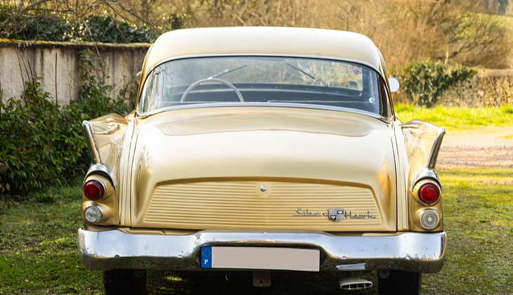 location-STUDEBAKER-Corbigny-roadstr