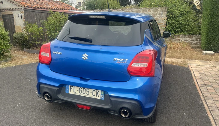 location-SUZUKI-Roanne-roadstr