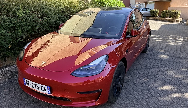 location-TESLA-Montigny-lès-Cormeilles-roadstr