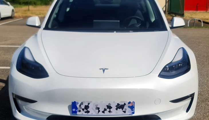 location-TESLA-Bordeaux-roadstr
