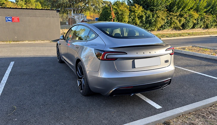 location-TESLA-Toulouse-roadstr