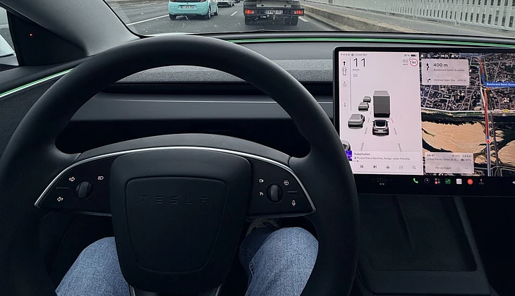 location-TESLA-Quantilly-roadstr